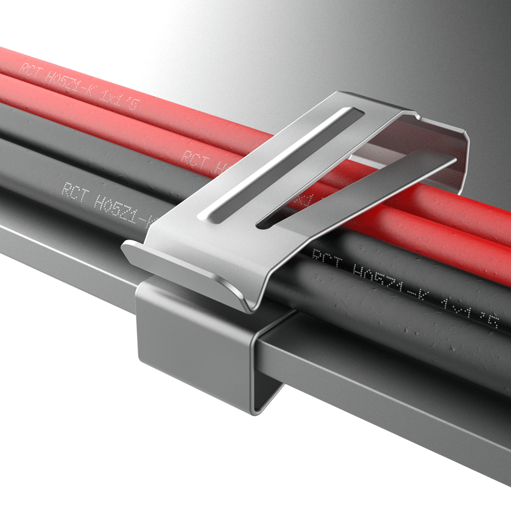 Panel edge clip for four parallel homogeneous cables